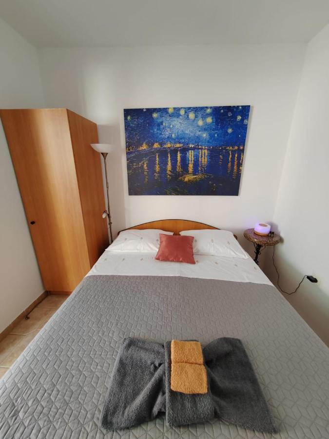 Apartments Turan Centrally Located With Free Parking Igrane Exterior photo